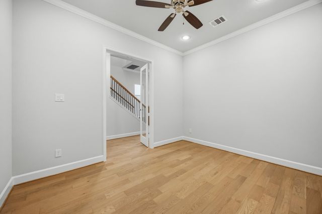 5908 Kansas Street A, Houston, TX 77007