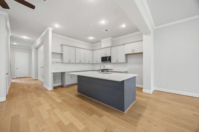 5908 Kansas Street A, Houston, TX 77007