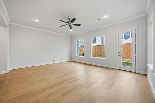 5908 Kansas Street A, Houston, TX 77007