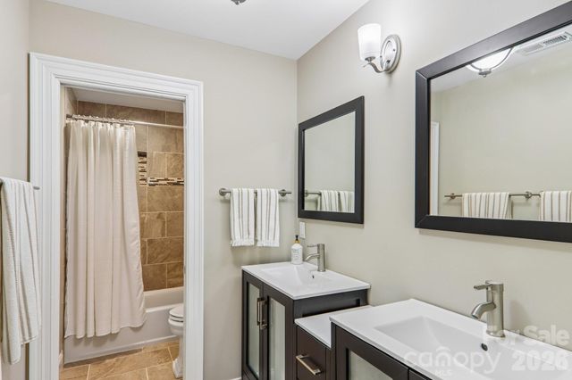 106 Saddle Ridge Drive, Alexander, NC 28701