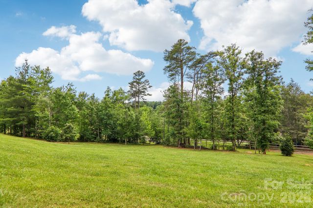 106 Saddle Ridge Drive, Alexander, NC 28701