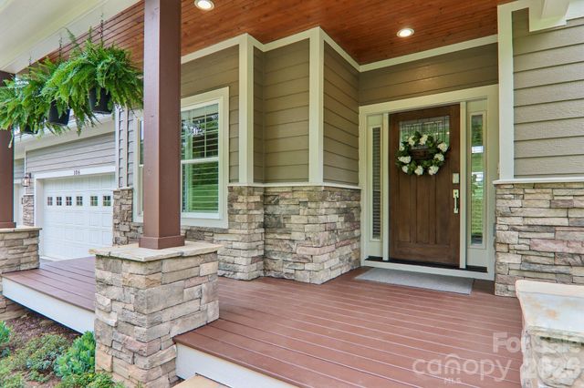 106 Saddle Ridge Drive, Alexander, NC 28701