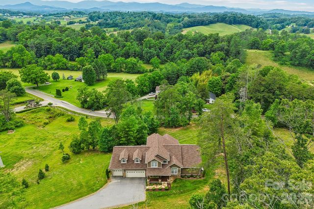 106 Saddle Ridge Drive, Alexander, NC 28701