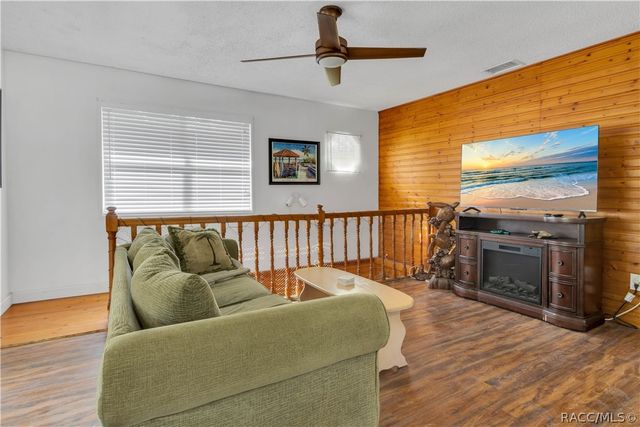 5635 S. Park Hill Way, Homosassa, FL 34448