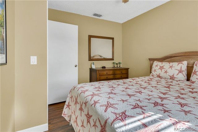 5635 S. Park Hill Way, Homosassa, FL 34448