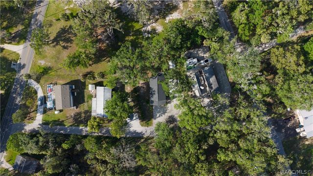 5635 S. Park Hill Way, Homosassa, FL 34448