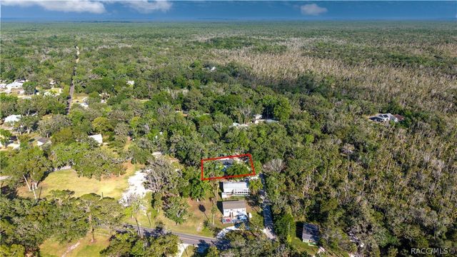 5635 S. Park Hill Way, Homosassa, FL 34448