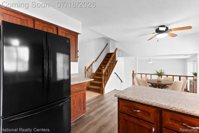 9175 Pennfield Avenue, White Lake Charter Township, MI 48386