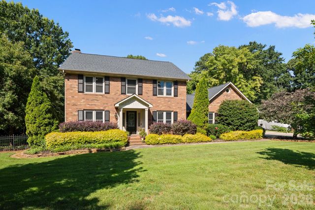 1307 Bennington Drive NW, Concord, NC 28027