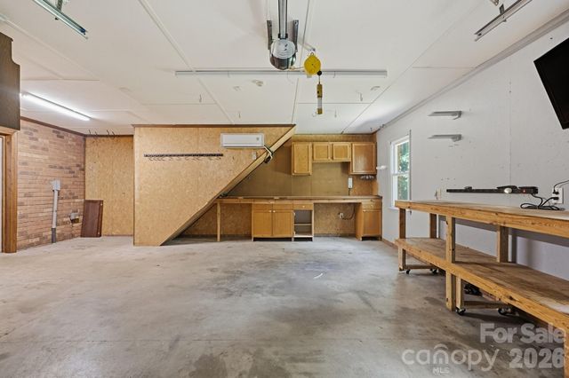 1307 Bennington Drive NW, Concord, NC 28027