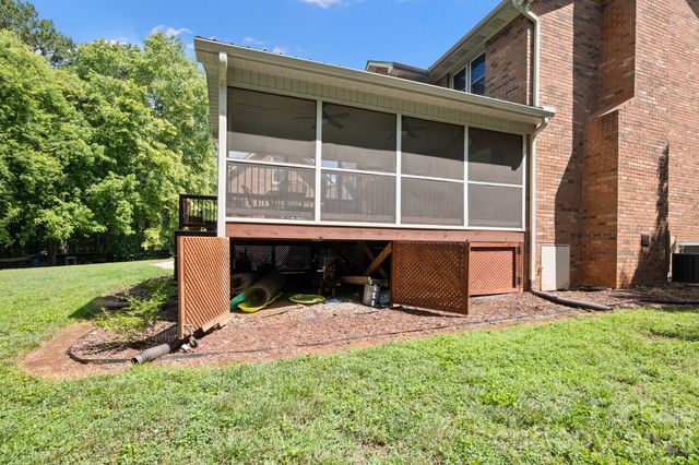 1307 Bennington Drive NW, Concord, NC 28027