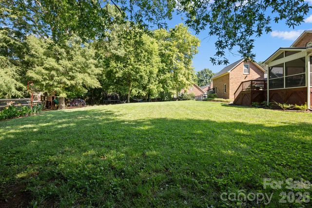 1307 Bennington Drive NW, Concord, NC 28027