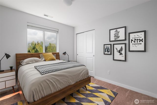 3015 Loch Ness Loop, Mount Vernon, WA 98273