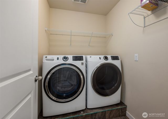 3015 Loch Ness Loop, Mount Vernon, WA 98273