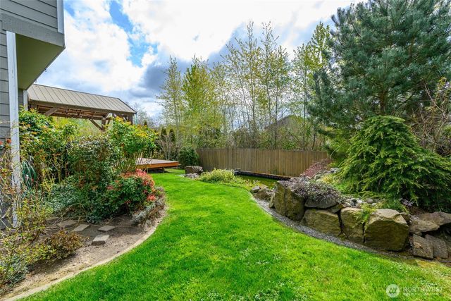 3015 Loch Ness Loop, Mount Vernon, WA 98273