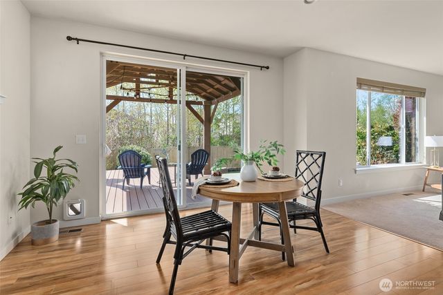 3015 Loch Ness Loop, Mount Vernon, WA 98273