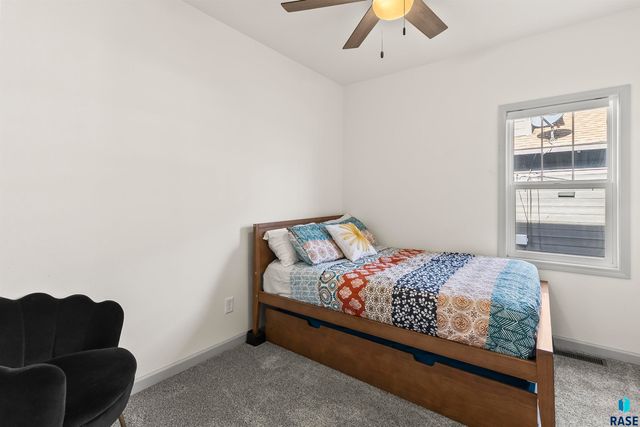 704 N Duluth Ave Avenue, Sioux Falls, SD 57104