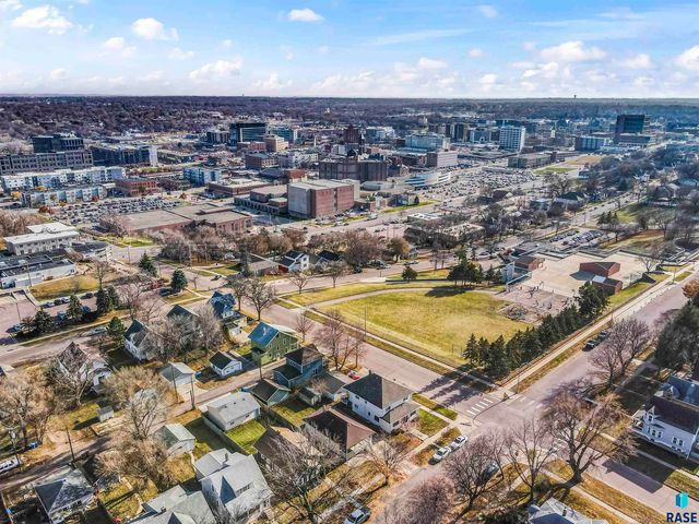 704 N Duluth Ave Avenue, Sioux Falls, SD 57104