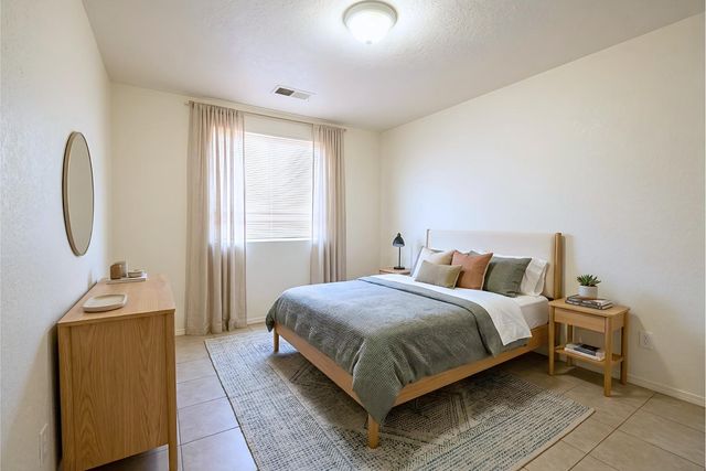 1702 W Shangri La Road Apt 3, Phoenix, AZ 85029