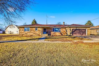 209 E 3rd Street, Aroma Park, IL 60910