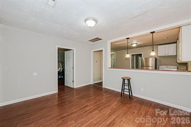 3214 kalynne Street, Charlotte, NC 28208