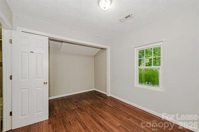 3214 kalynne Street, Charlotte, NC 28208