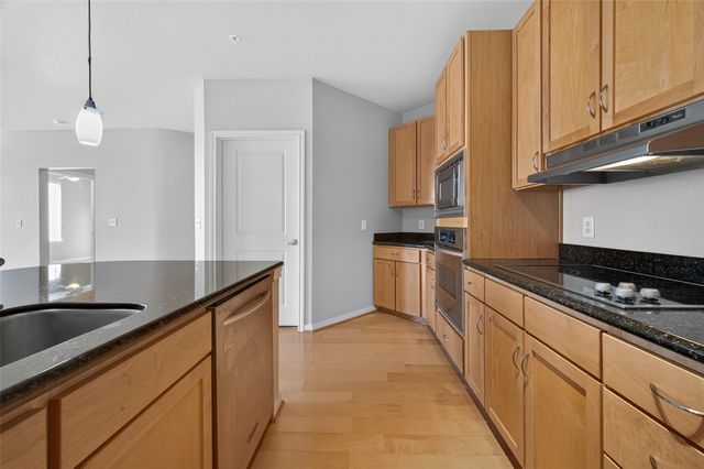 505 Jackson Hill Street 408, Houston, TX 77007