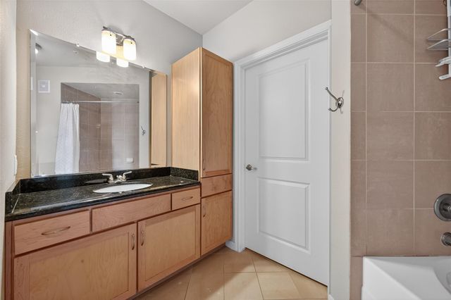 505 Jackson Hill Street 408, Houston, TX 77007