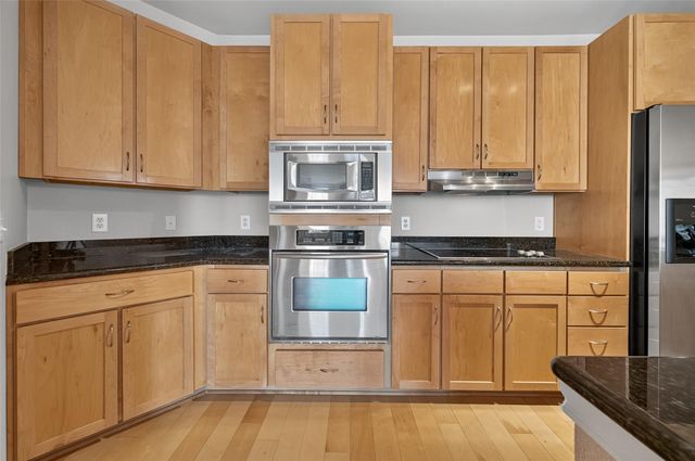 505 Jackson Hill Street 408, Houston, TX 77007