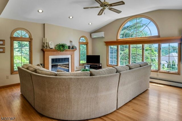 368 Franklin Rd, Denville Twp., NJ 07834