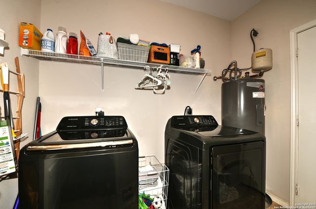 165 red hawk, San Antonio, TX 78258