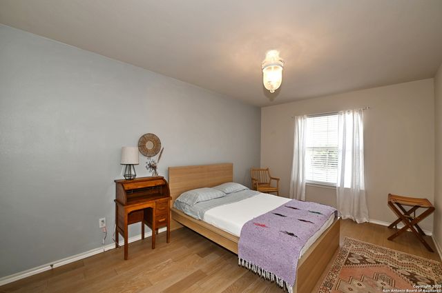 165 red hawk, San Antonio, TX 78258