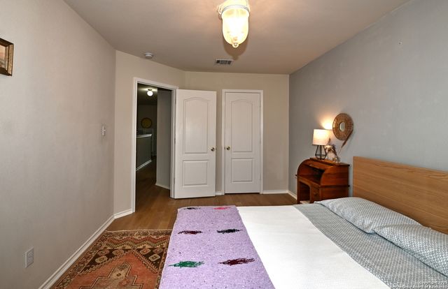 165 red hawk, San Antonio, TX 78258