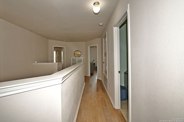 165 red hawk, San Antonio, TX 78258