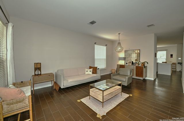 165 red hawk, San Antonio, TX 78258