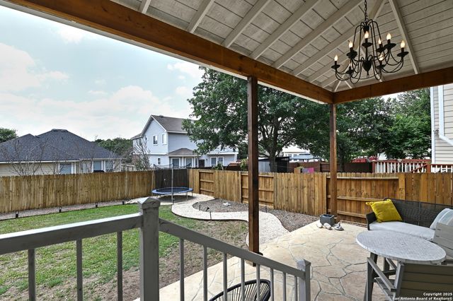 165 red hawk, San Antonio, TX 78258