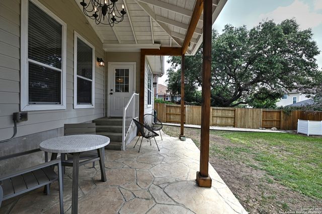 165 red hawk, San Antonio, TX 78258