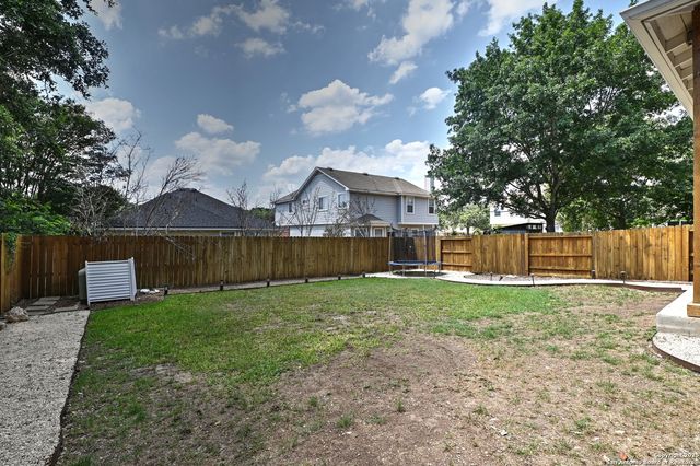 165 red hawk, San Antonio, TX 78258