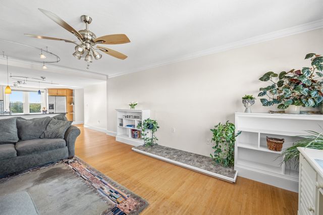 20 Rockland House Rd 601, Hull, MA 02045