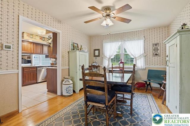 14 Minsi Road, Delaware Water Gap, PA 18327
