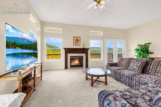 950 Sugar Loaf Road, Manitou Springs, CO 80829