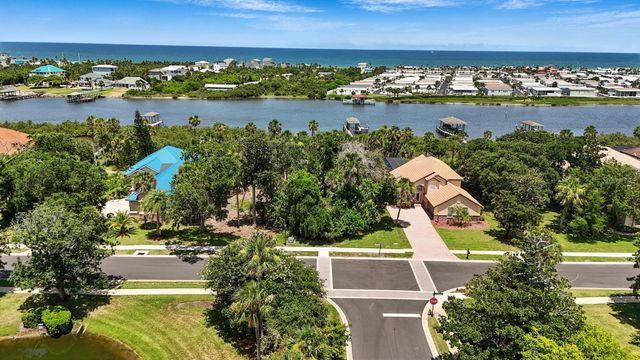 2 N RIVERWALK DRIVE, Palm Coast, FL 32137