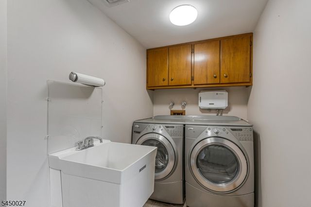 229 Lambertville Hopewell Rd, Hopewell Twp., NJ 08525