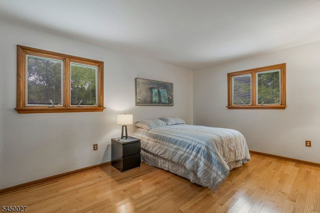 229 Lambertville Hopewell Rd, Hopewell Twp., NJ 08525