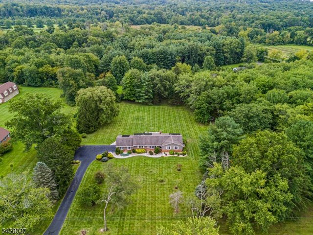 229 Lambertville Hopewell Rd, Hopewell Twp., NJ 08525