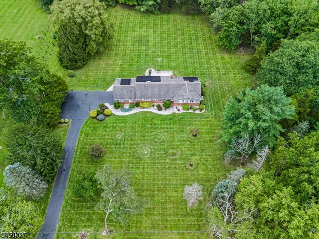 229 Lambertville Hopewell Rd, Hopewell Twp., NJ 08525
