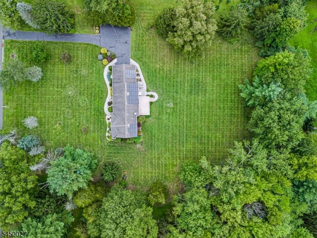 229 Lambertville Hopewell Rd, Hopewell Twp., NJ 08525