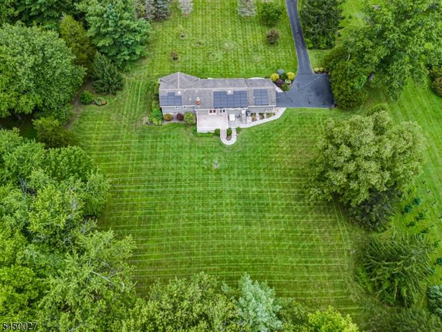 229 Lambertville Hopewell Rd, Hopewell Twp., NJ 08525