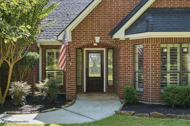 2312 Hollowbrook Lane, Conroe, TX 77384