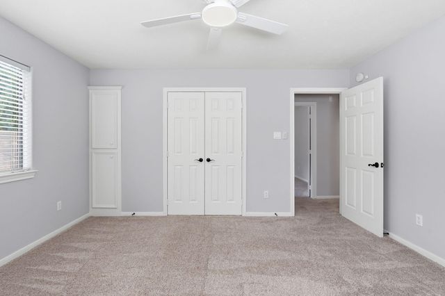 2312 Hollowbrook Lane, Conroe, TX 77384